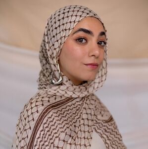 Vela Scarves Brown Kuffiyeh Print - Mini